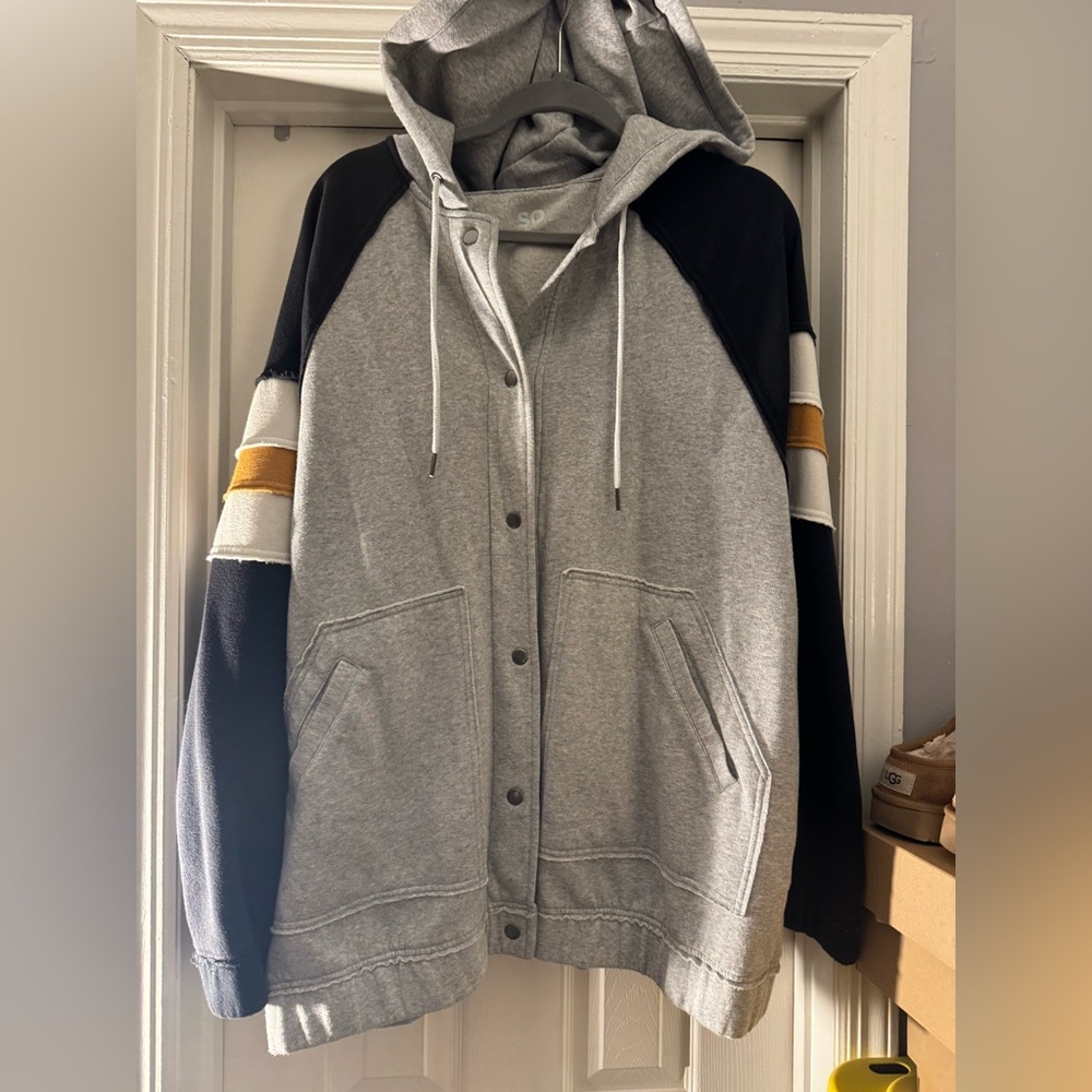 Sweatshirt hooded jacket   Oversized. Large.